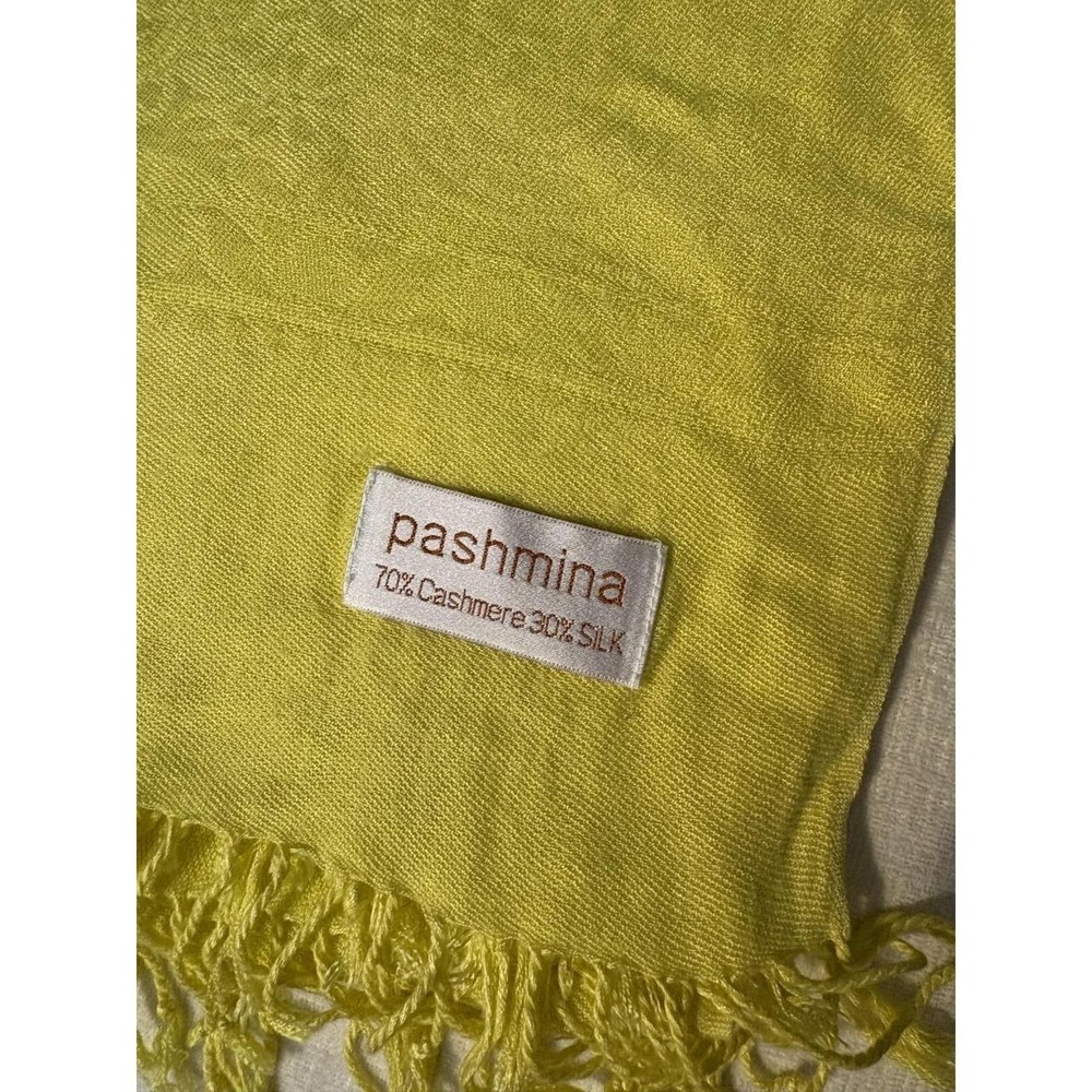 Butter Yellow Pashmina Silk Cashmere Scarf with Textured Fringe Threaded Design